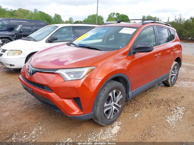 JTMZFREV9GJ074360 Toyota RAV4 LE