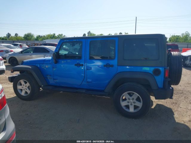 1C4BJWDG3GL306487 Jeep Wrangler Unlimited Sport