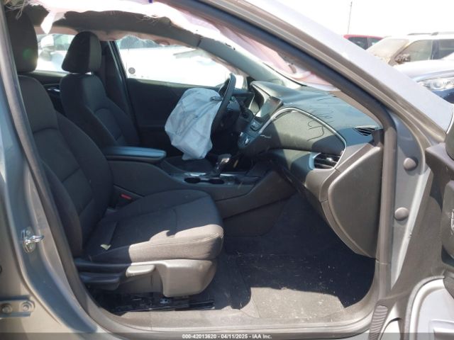 1G1ZD5ST4PF232911 Chevrolet Malibu Fwd 1lt