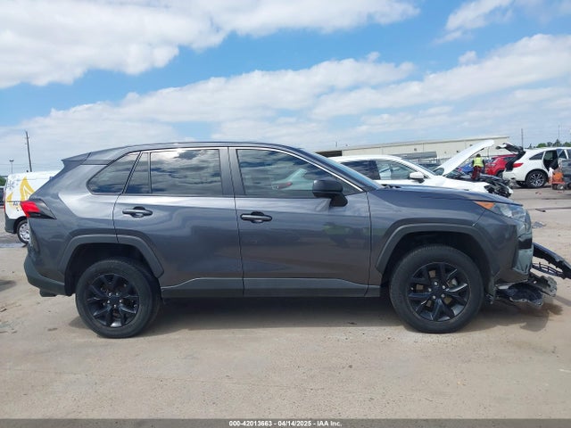 Toyota RAV4 LE 2022 2T3H1RFV9NC189145 Image 13