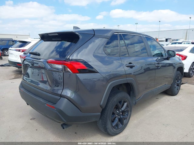 Toyota RAV4 LE 2022 2T3H1RFV9NC189145 Image 4