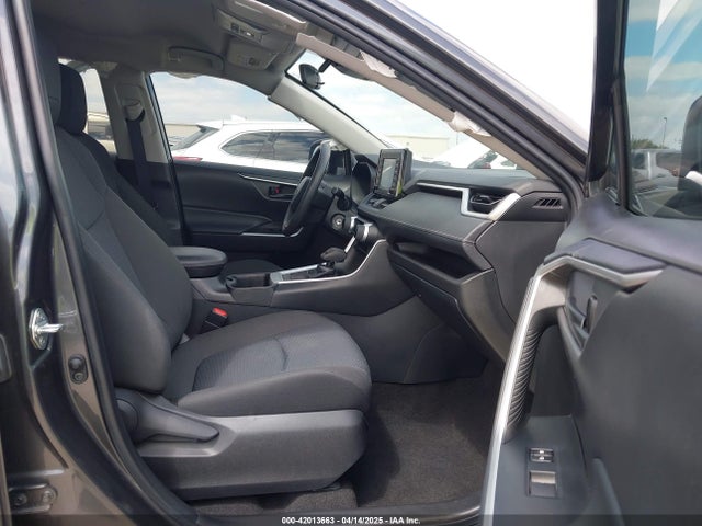Toyota RAV4 LE 2022 2T3H1RFV9NC189145 Image 5