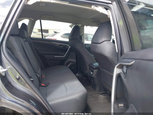 Toyota RAV4 LE 2022 2T3H1RFV9NC189145 Image 8