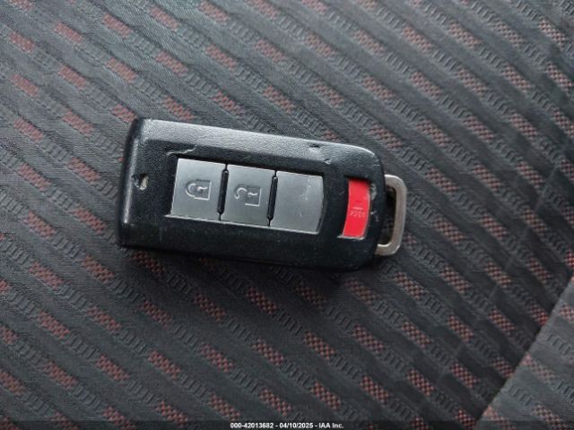 JA4AP4AU3KU027272 Mitsubishi Outlander Sport 2.0 Se