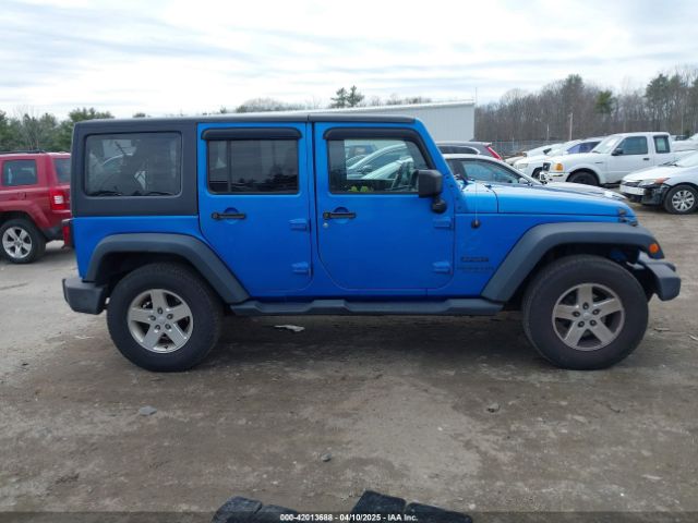 1C4BJWDG7FL551582 Jeep Wrangler Unlimited Sport