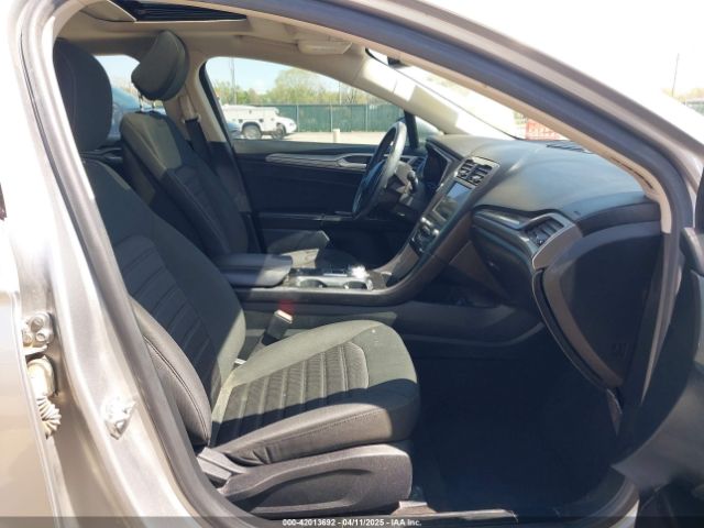 3FA6P0HD8LR255812 Ford FUSION SE