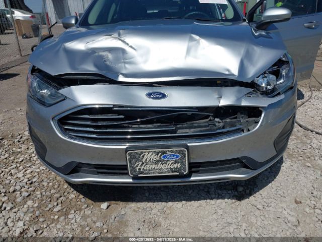 3FA6P0HD8LR255812 Ford FUSION SE