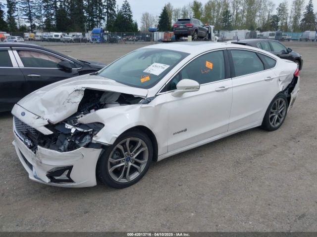 3FA6P0RU0KR227368 Ford Fusion Hybrid Titanium