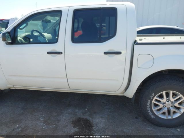 1N6AD0ER9FN732989 Nissan Frontier Sv