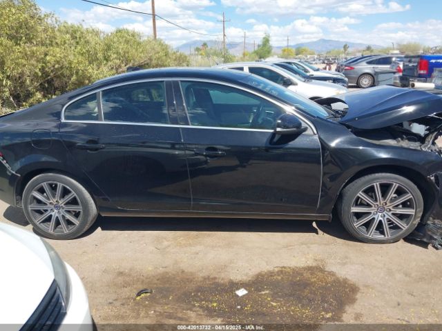 YV140MFB3F2299721 Volvo S60 T5 Premier