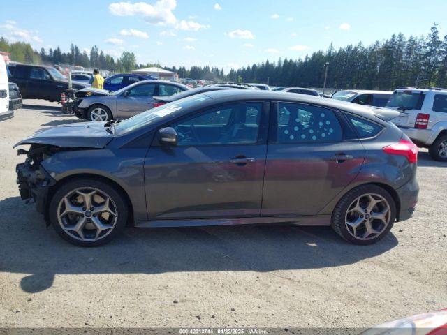 1FADP3L9XHL316093 Ford FOCUS ST
