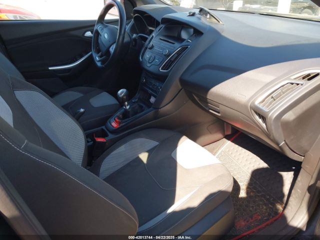 1FADP3L9XHL316093 Ford FOCUS ST