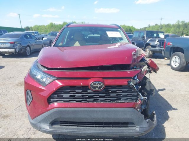 2T3H1RFV0KW040262 Toyota RAV4 LE