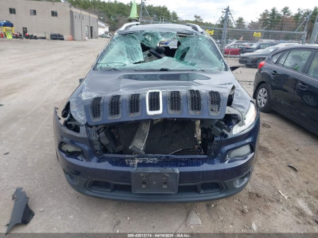 1C4PJMCS0EW290714 Jeep Cherokee Latitude