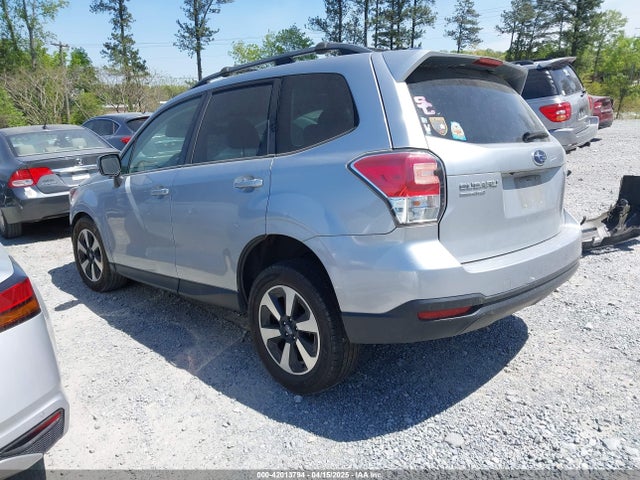 JF2SJAGC1JH556284 Subaru Forester 2.5i Premium
