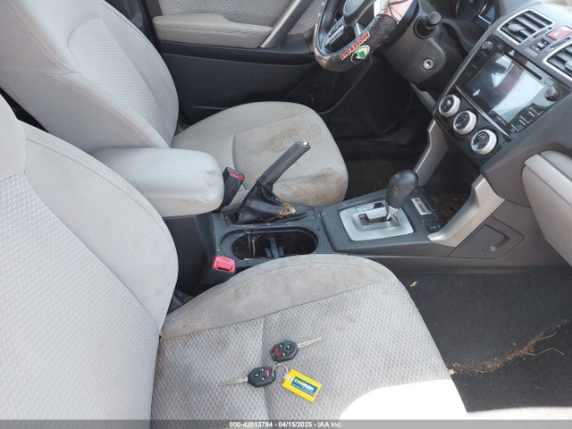 JF2SJAGC1JH556284 Subaru Forester 2.5i Premium