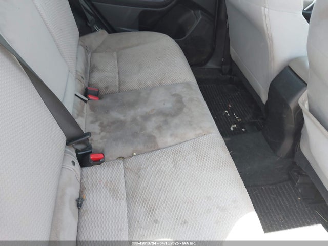 JF2SJAGC1JH556284 Subaru Forester 2.5i Premium