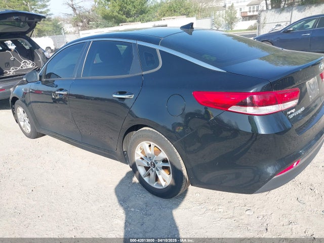 5XXGT4L36GG105637 KIA Optima Lx