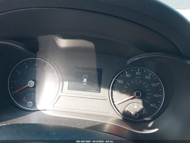 5XXGT4L36GG105637 KIA Optima Lx