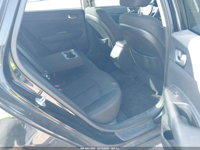5XXGT4L36GG105637 KIA Optima Lx