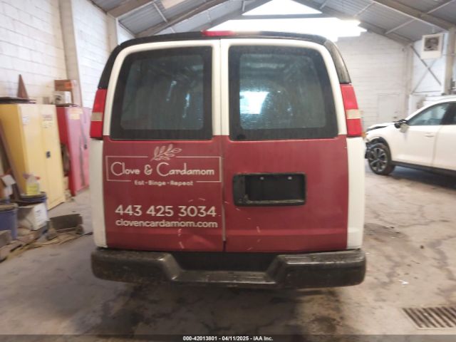 1GCSGAFX3E1100691 Chevrolet Express 1500 Work Van