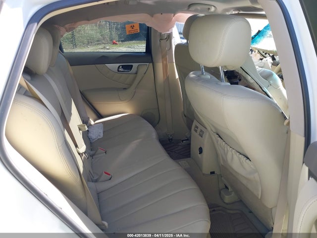 JN8CS1MU5FM381828 Infiniti QX70