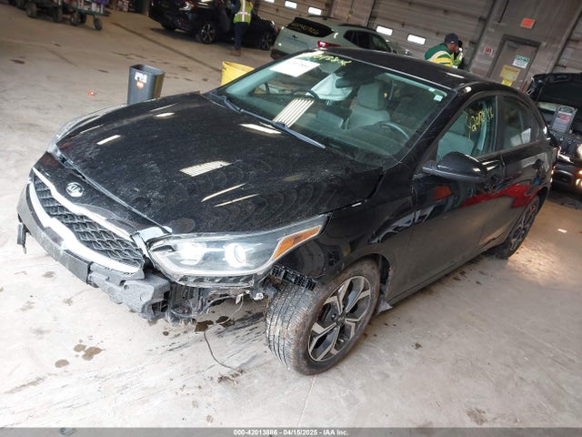 3KPF24AD8ME278851 KIA Forte Lxs