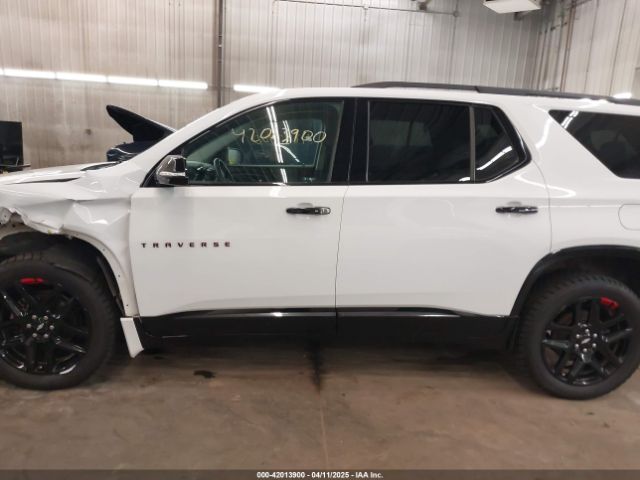 1GNEVJKW9JJ123846 Chevrolet Traverse Premier