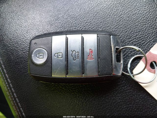 5XXGT4L33LG429770 KIA Optima Se