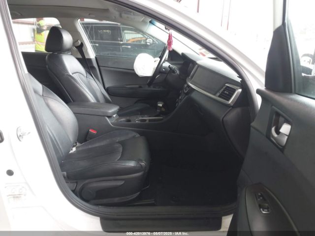 5XXGT4L33LG429770 KIA Optima Se