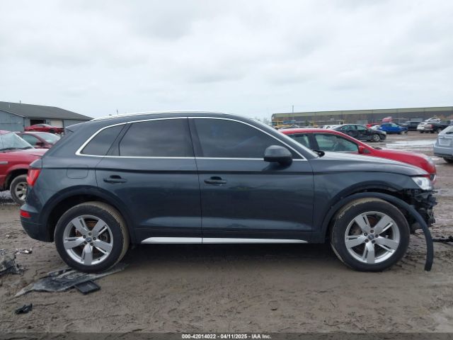 WA1BNAFY5J2095815 Audi Q5 2.0t Premium/2.0t Tech Premium