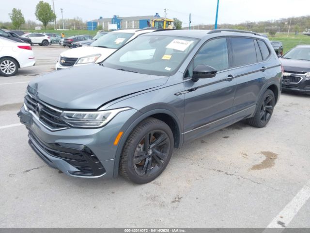 3VVCB7AX5PM039767 Volkswagen Tiguan 2.0t Se R-line Black