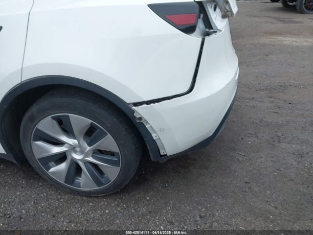 7SAYGDEE7NF389788 Tesla Model Y Long Range Dual Motor All-wheel Drive