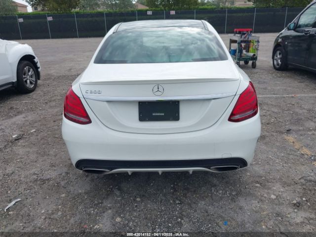 55SWF4JB5GU131922 Mercedes-Benz C 300 Luxury/sport
