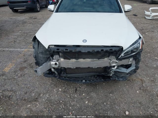 55SWF4JB5GU131922 Mercedes-Benz C 300 Luxury/sport