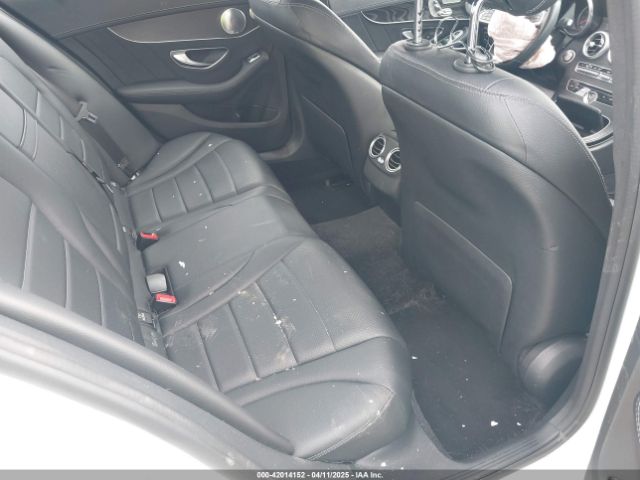 55SWF4JB5GU131922 Mercedes-Benz C 300 Luxury/sport