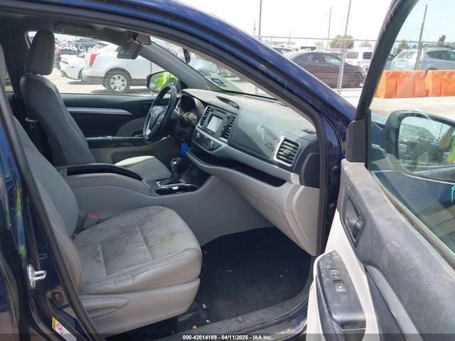 5TDZKRFH1FS060958 Toyota Highlander Le Plus V6