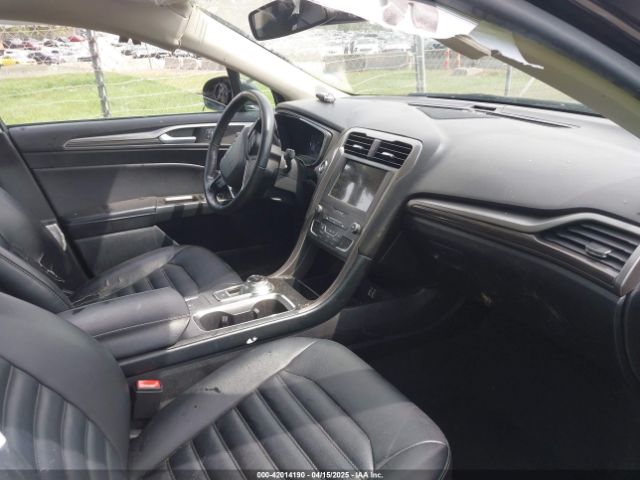 3FA6P0CD5KR182520 Ford FUSION SEL