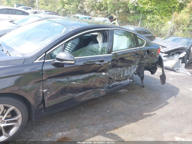 3FA6P0CD5KR182520 Ford FUSION SEL