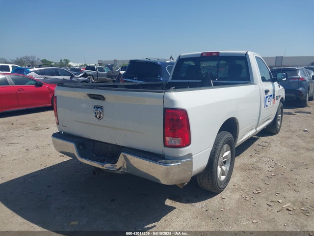 3C6JR6DT0JG122573 RAM 1500 Tradesman  4x2 8' Box