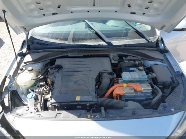 2019 HYUNDAI IONIQ HYBRID KMHC65LC7KU158518 Photo 9