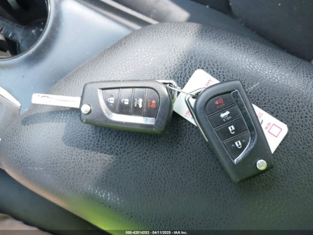 4T1B11HK7JU577020 Toyota CAMRY LE