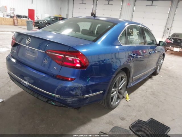 1VWDT7A32HC003788 Volkswagen Passat 1.8t R-line
