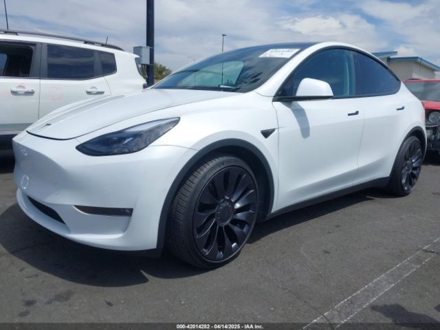 7SAYGDEF8NF407109 Tesla Model Y Performance Dual Motor All-wheel Drive