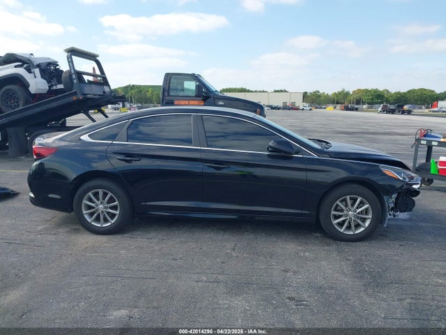 Hyundai SONATA SE 2019 5NPE24AF7KH735865 Image 14