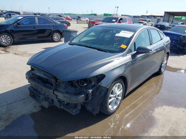3FA6P0HD9KR198647 Ford FUSION SE