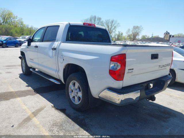 5TFDW5F14JX742259 Toyota Tundra Sr5 5.7l V8