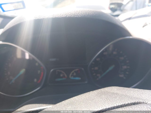 1FMCU9G9XHUE74970 Ford ESCAPE SE
