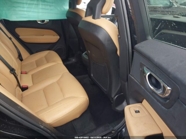 YV4102RL7J1034846 Volvo Xc60 T5 Inscription