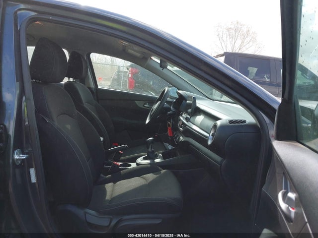 3KPF24AD3ME303347 KIA FORTE FE